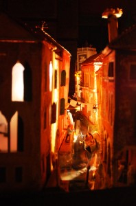 Image of Nativity scenes n which the figures take life amid the canals of the City of Venice