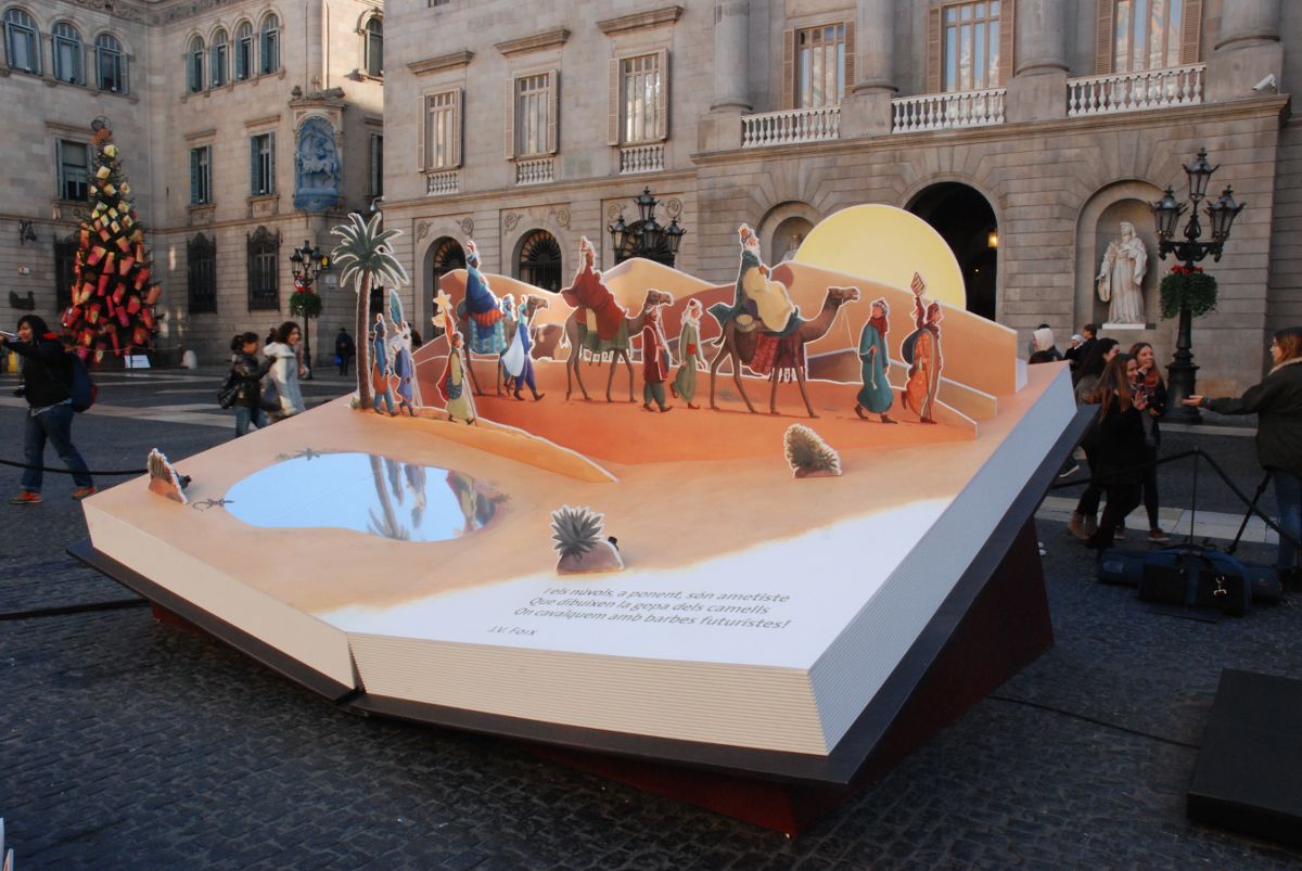 Imagen Belén plaça Sant Jaume 2015. Libros de cuento